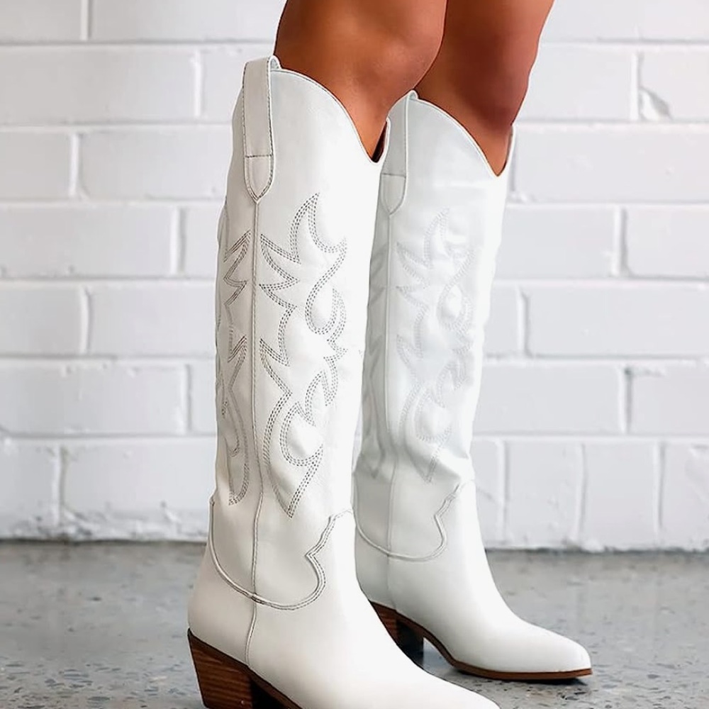Richealnana Cowboy Boots for Women Embroidered Square - size 6